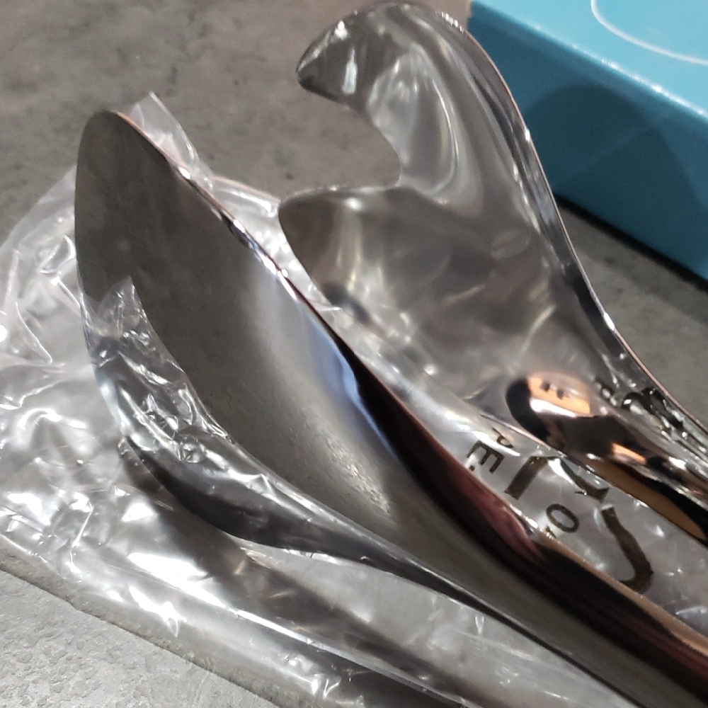 Nambe Curvo Server Tongs - Silver